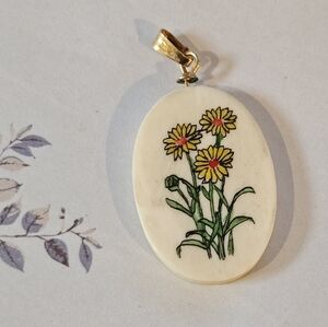 Vintage Bohemian  14K Gold Clasp Painted Scrimshaw pendant